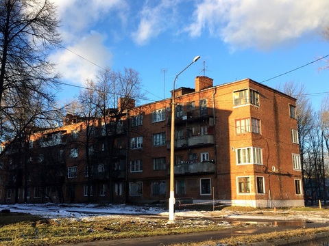 Продается комната 21.7 кв.м. в 3к-квартире на 4/5 этаже Рошаль Продается комната 21.7 кв.м. в 3к-квартире на 4/5 этаже Рошаль