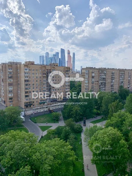 Продажа 2-комн. кв-ры, Украинский бульвар, 13 Продажа 2-комн. кв-ры, Украинский бульвар, 13