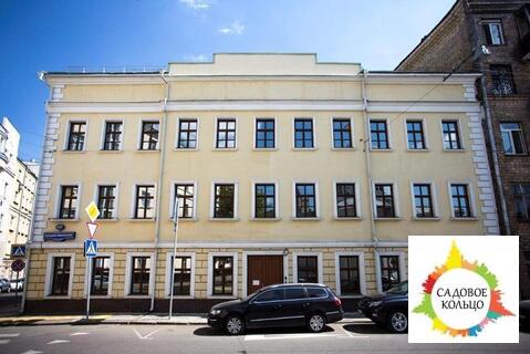 Особняк в центре, осз, 1498 метров за Особняк в центре, осз, 1498 метров за