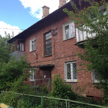 2-комнатная квартира по улице Захаркина в городе Серпухове 2-комнатная квартира по улице Захаркина в городе Серпухове