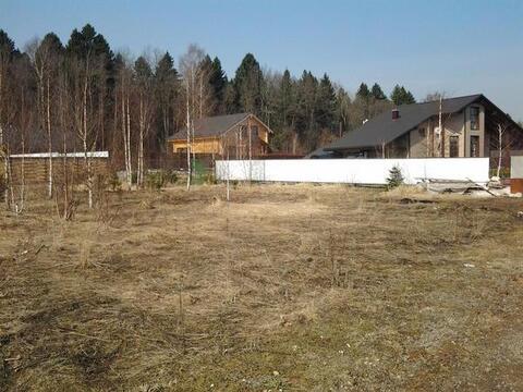 В живописном месте Подмосковья продается участок 12 соток В живописном месте Подмосковья продается участок 12 соток