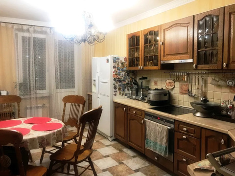 Продается 5-ти комнатная квартира. Продается 5-ти комнатная квартира.