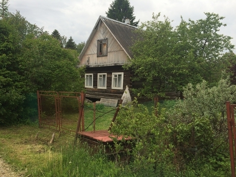 Домик рядом с озером, есть газ. 55 от МКАД, Горьковское ш. Домик рядом с озером, есть газ. 55 от МКАД, Горьковское ш.