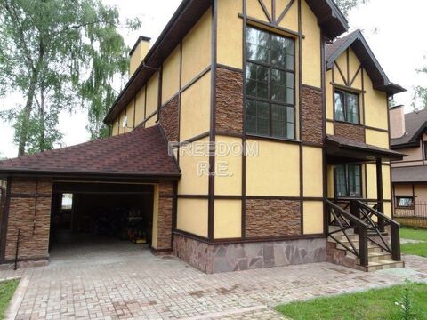 Коттедж 350 кв.м, участок 15 сот, д. Столбово (Коммунарка) Коттедж 350 кв.м, участок 15 сот, д. Столбово (Коммунарка)