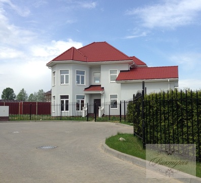 Продается кирпичный дом около озера в д.Спас-Каменка Продается кирпичный дом около озера в д.Спас-Каменка