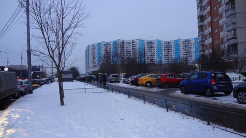 Продается двухкомнатная квартира 54 кв.м. с большой кухней рядом со . Продается двухкомнатная квартира 54 кв.м. с большой кухней рядом со .