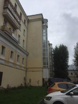 3-х к.кв-ра Москва ул. Красноказарменная 3. 92,4 м, огорож. территория 3-х к.кв-ра Москва ул. Красноказарменная 3. 92,4 м, огорож. территория