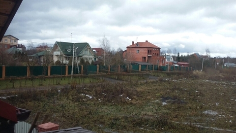 Участок 5 соток, Москва, 12 км от МКАД, свет, ИЖС Участок 5 соток, Москва, 12 км от МКАД, свет, ИЖС