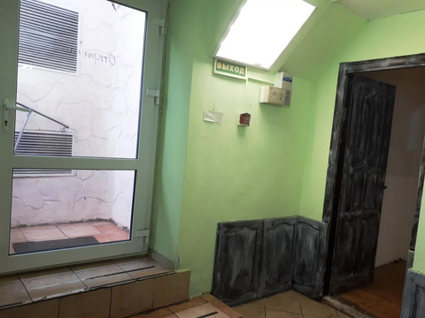 17 кв.м. под офис, маникюр, татуаж, ремонт техники и др. 17 кв.м. под офис, маникюр, татуаж, ремонт техники и др.