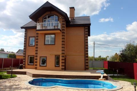 Новый коттедж под ключ с бассейном. Калужское шоссе 31 км. Москва. Новый коттедж под ключ с бассейном. Калужское шоссе 31 км. Москва.