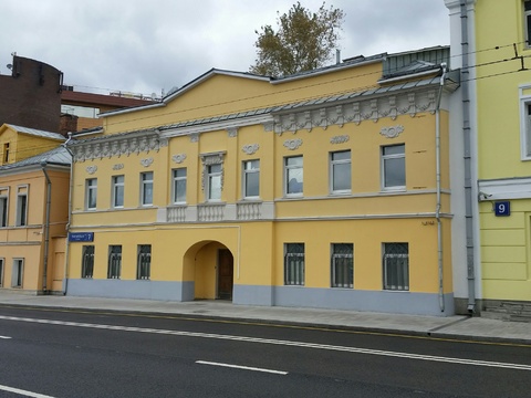 Предлагаю особняк площадью 970 кв.м. Предлагаю особняк площадью 970 кв.м.