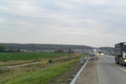 Пром. участок 1,32 Га на 1-й линии в 48 км по Симферопольскому шоссе Пром. участок 1,32 Га на 1-й линии в 48 км по Симферопольскому шоссе