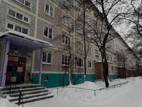 Двухкомнатная квартира 45 кв м, комнаты изолированные 15,2+15, кухн 6, Двухкомнатная квартира 45 кв м, комнаты изолированные 15,2+15, кухн 6,
