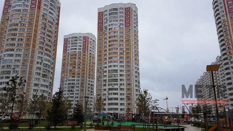 1-комнатная квартира, 42 кв.м., в ЖК "Первый Московский город-парк" 1-комнатная квартира, 42 кв.м., в ЖК "Первый Московский город-парк"