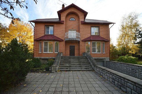 Продается добротный дом 379 кв.м в г.Краснознаменске Продается добротный дом 379 кв.м в г.Краснознаменске