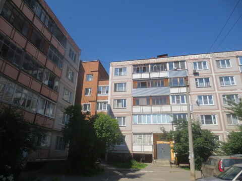 Сдам 2 к. кв. в центре г. Серпухова, ул. Борисовское шоссе 30-19 Сдам 2 к. кв. в центре г. Серпухова, ул. Борисовское шоссе 30-19