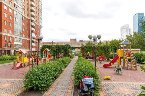4-х комн. квартира. Продаю. Москва. м. Раменки. 4-х комн. квартира. Продаю. Москва. м. Раменки.