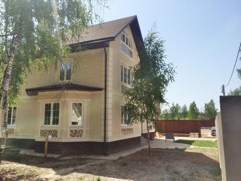 Кирпичный дом 400 м2, чистовая отделка, газ и свет, Калужское ш 24 км Кирпичный дом 400 м2, чистовая отделка, газ и свет, Калужское ш 24 км