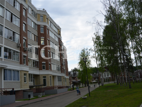 2-комнатная квартира, 71 кв.м., в ЖК «Зеленая роща» 2-комнатная квартира, 71 кв.м., в ЖК «Зеленая роща»