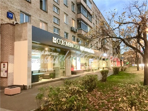 Сдаётся в аренду Торговое помещение по адресу Комсомольский проспект . Сдаётся в аренду Торговое помещение по адресу Комсомольский проспект .