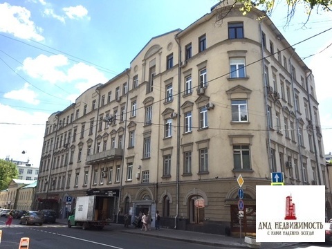 Продается 3-х комнатная на ул. Поварская 29/36 в Арбатском районе . Продается 3-х комнатная на ул. Поварская 29/36 в Арбатском районе .