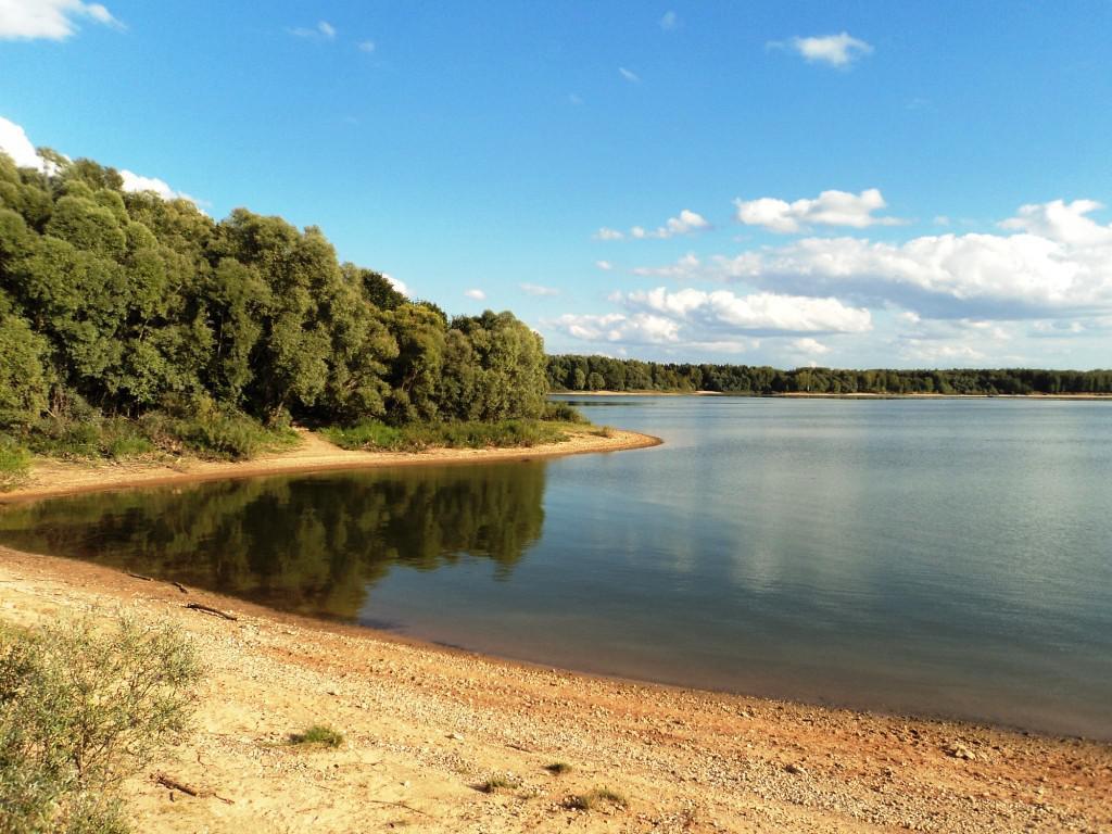 Дер красновидово. Можайское водохранилище Красновидово. Красновидово водохранилище. Водохранилище в Красновидово на Можайском. Можайское водохранилище , ориентир деревня Красновидово.