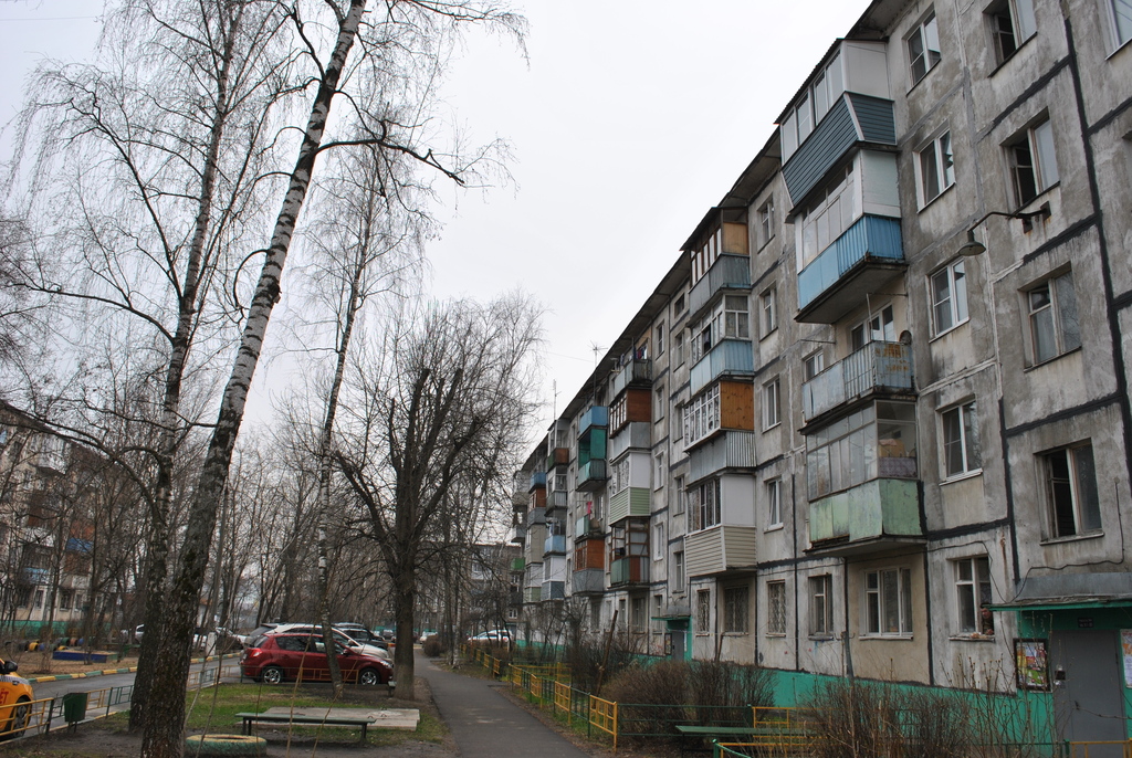 Октябрьский, 2-х комнатная квартира, ул. новая д.8, 3 499 00.