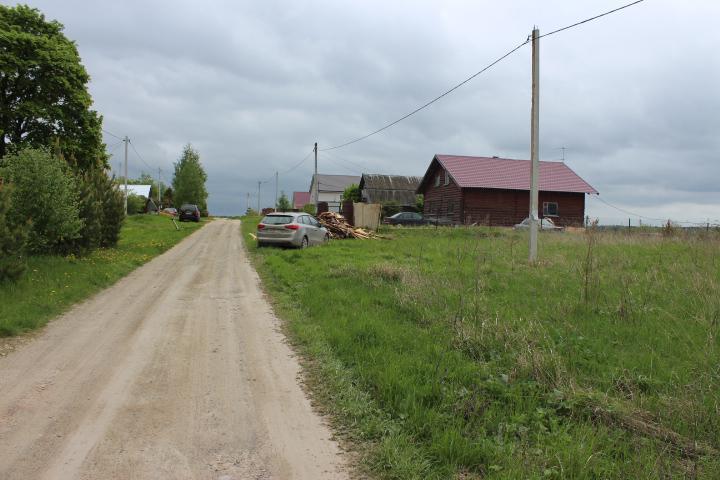 Деревня можайское. Малые Парфенки Можайск. Парфенки деревня. Большие Парфенки фото деревни. Авария деревня Парфенки Можайский район.