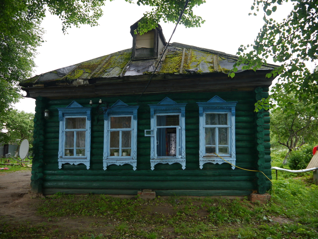 Дом наро фоминском. Наро-Фоминск старый дом. Деревня новая Наро-Фоминский район. Новый дом в деревне. Старый дом в Подмосковье.