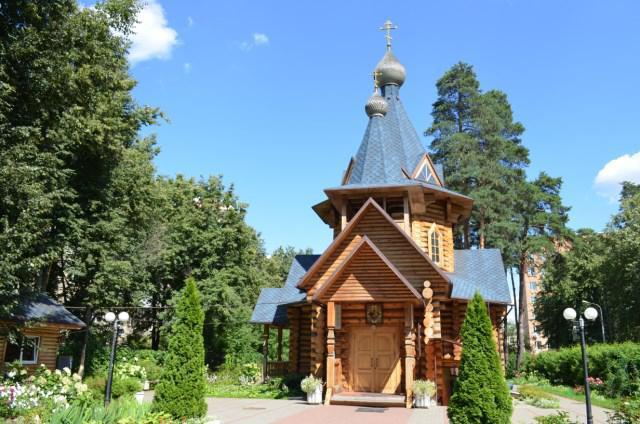 Храм вниипо балашиха расписание. Храм Неопалимая Купина Балашиха. Храм Неопалимая Купина Балашиха ВНИИПО. Храм ВНИИПО Балашиха. Неопалимовский храм Балашиха ВНИИПО.