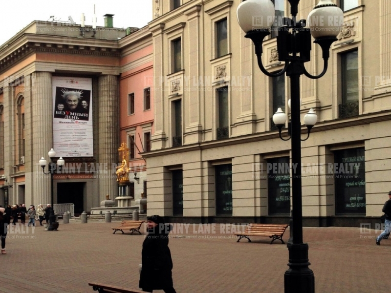 Арбат 24 метро. Улица Арбат 24. Старый Арбат 24. Арбат 24 Москва. Бесплатная парковка рядом с театром Вахтангова.