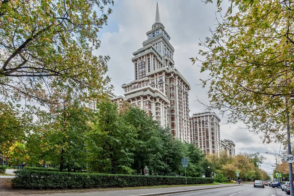 Квартира на соколе москва. Чапаевский переулок 3 Триумф Палас. ЖК Триумф Палас, Москва, Чапаевский переулок. Сталинская высотка Чапаевский переулок. Высотка на Соколе Триумф Палас.