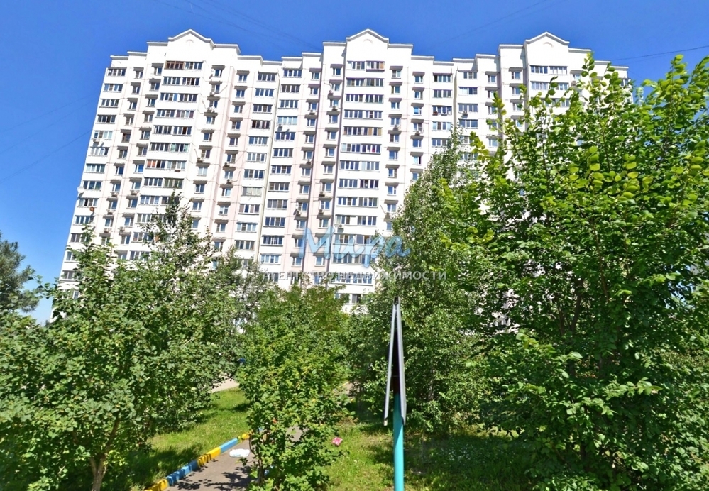Установка окон и остекление балконов, квартир и частных домов в Московской облас