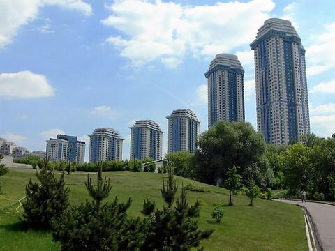 Москва, 3-х комнатная квартира, ул. Мосфильмовская д.70 к1, 101112960 руб.