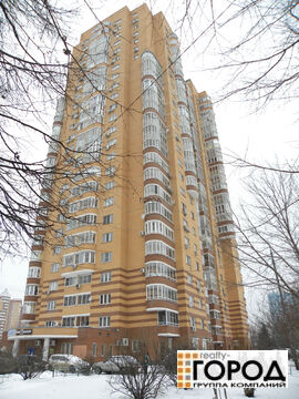 Химки, 3-х комнатная квартира, ул. Молодежная д.36А, 18900000 руб.