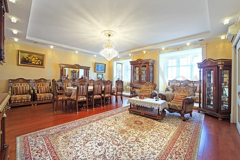 Москва, 3-х комнатная квартира, ул. Давыдковская д.3, 57000000 руб.