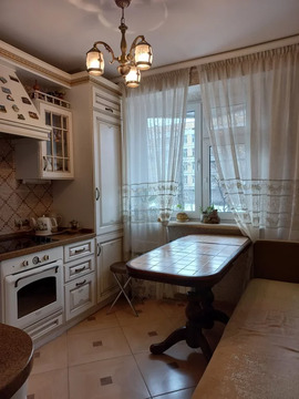 Продается 2-х комнатная квартира в Москве ул. Новочеремушкинская