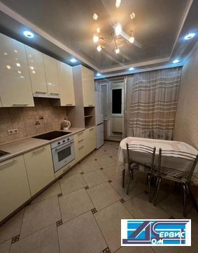 Одинцово, 2-х комнатная квартира, ул. Чистяковой д.65, 13000000 руб.