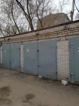 5х12. Гск москва. Гараж из сруба. Машина в металлическом гараже. Гараж 3 х 6 1 х 2 4 м kingissep.