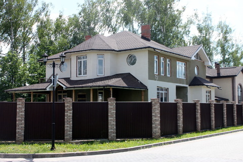 Большой дом в лучшем поселке бизнес класса Гайд Парк на Калужском ш., 19500000 руб.