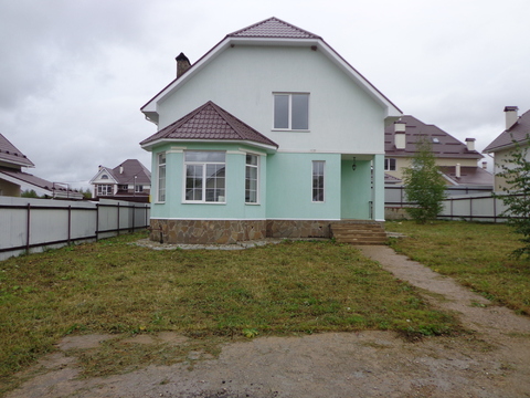 Продам 2-х этажный дом 210м и 8 соток в Уварово 20 км по Киевскому ш, 14300000 руб.