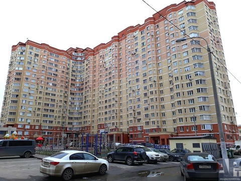 Московский, 2-х комнатная квартира, 3-й мкр. д.9, 7500000 руб.