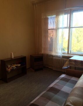 Сдам комнату в коммунальной 3-х комнатной квартире, 18000 руб.