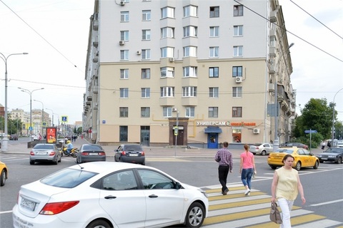 Сдаётся торговое помещение по адресу ул. Новослободская, д.73/68, ., 79495 руб.