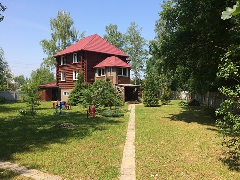 Загородный дом у леса 300 кв.м. на 12 сотках около с. Красный путь, 7900000 руб.