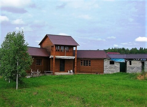 Дом с участком в деревне, 2400000 руб.