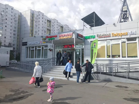 Аренда торгового помещения на ул.Маршала Захарова д.12 Аренда торгового помещения на ул.Маршала Захарова д.12