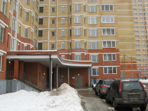 Химки, 3-х комнатная квартира, ул. 8 Микрорайон д.20, 4000000 руб.