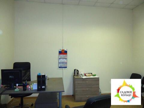 Офис на первом этаже административного здания, без окон, охрана, кругл, 12000 руб.