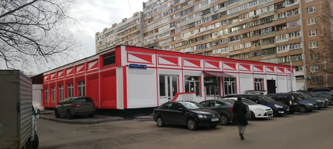 Сдается в аренду торговая площадь г Москва, ул Знаменские Садки, д 1б, 36000 руб.